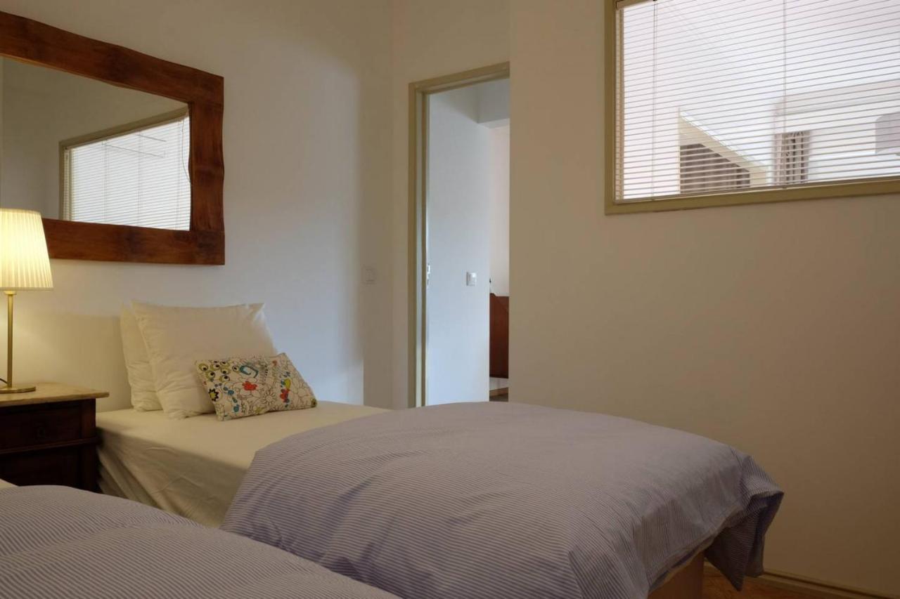 Central 2 Bedroom Apt W/Garden And Pantheon Views Lisboa Екстериор снимка